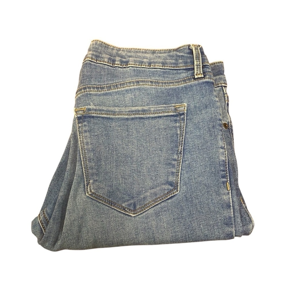 Old Navy rockstar mid rise  Blue Denim Jeans size 6 no distressing